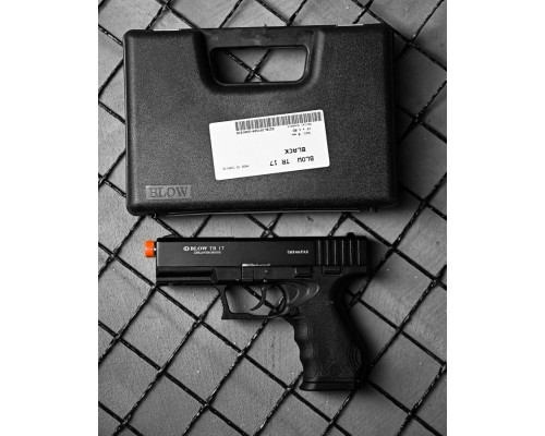 Стартовий пістолет Blow TR 17 Black ДЛ7110